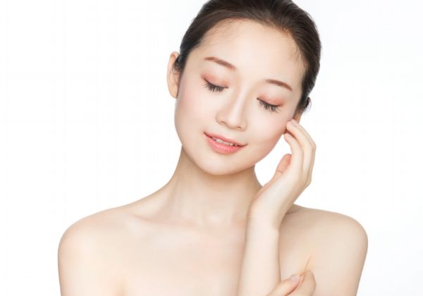敷睡眠面膜前要擦护肤品吗 敷睡眠面膜要注意什么